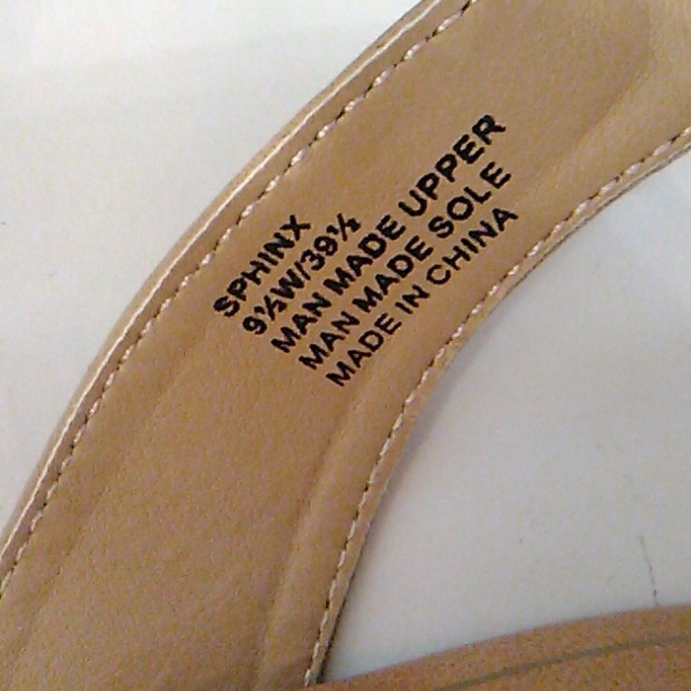 Me Too Platform Sandals - Picture 4 of 9